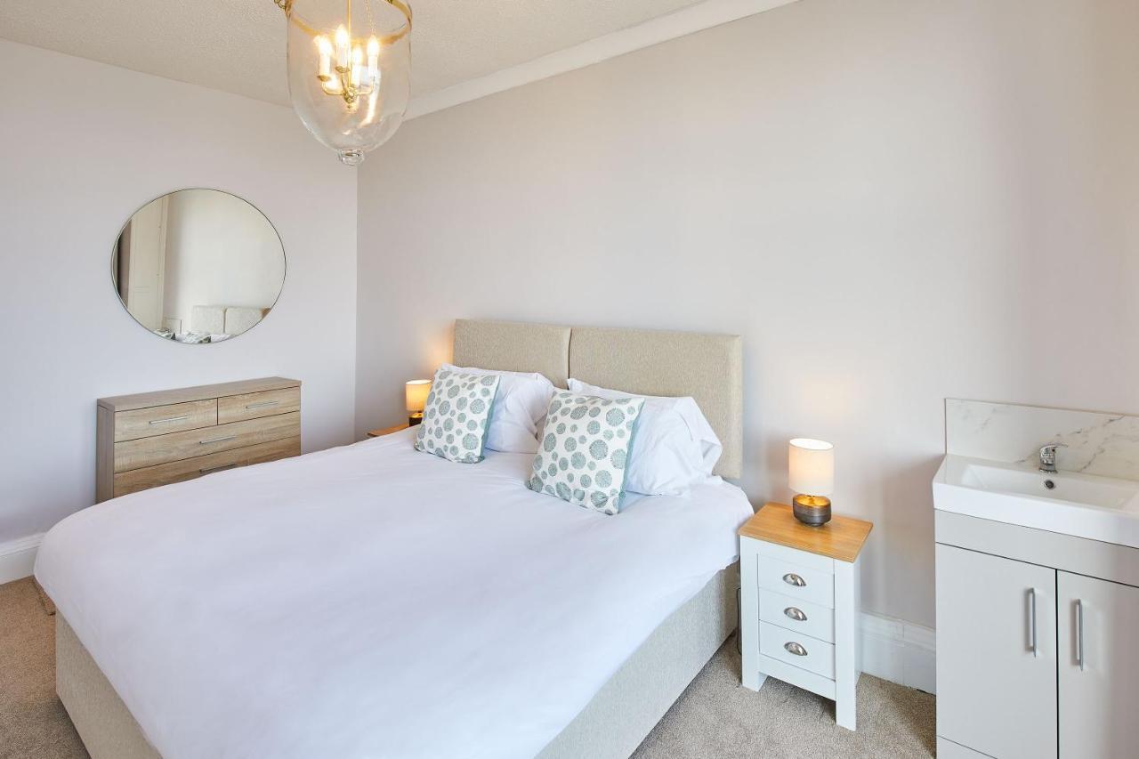 Host & Stay - 4 Metropole Towers Whitby Zewnętrze zdjęcie