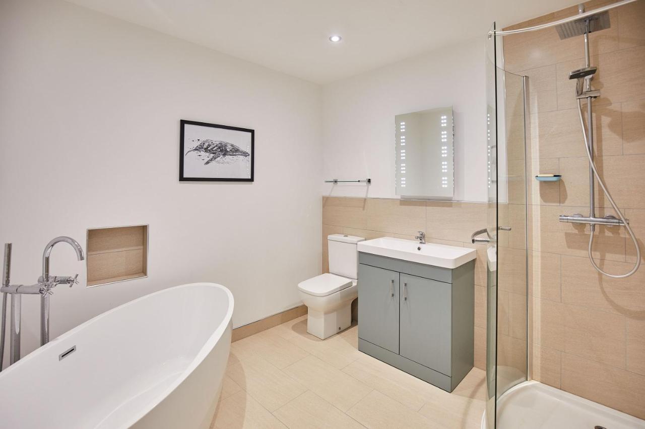Host & Stay - 4 Metropole Towers Whitby Zewnętrze zdjęcie